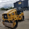 CATERPILLAR - CB2.7 GC - Compacteur